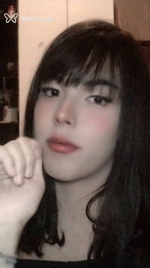 Acompanhante mulher trans com cabelo castanho de olhos castanhos - Mirla Valentina
