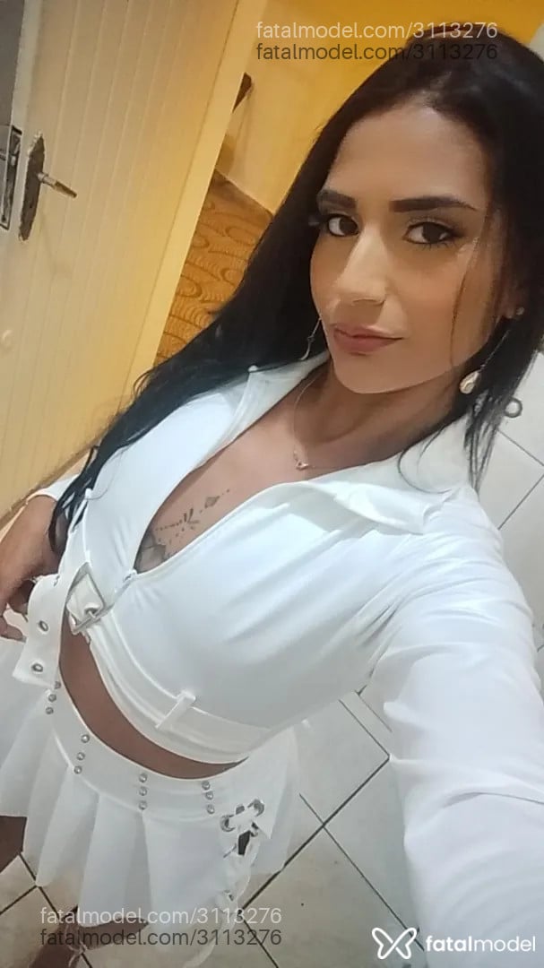 Acompanhante mulher morena (o) de olhos castanhos - Mia Indiana