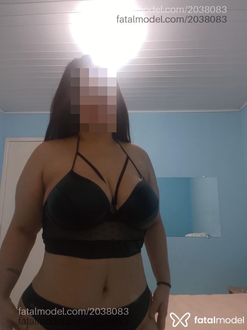 Acompanhante mulher com cabelo castanho de olhos castanhos - Natacha Montenegro Acompanhante mulher com cabelo castanho de olhos castanhos - Natacha Montenegro