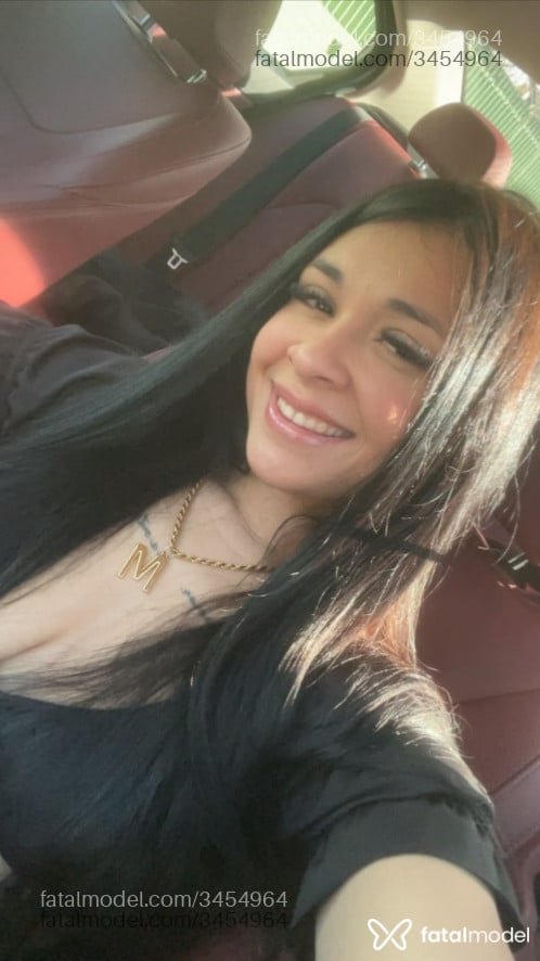 Acompanhante mulher morena (o) de olhos castanhos - Giovana