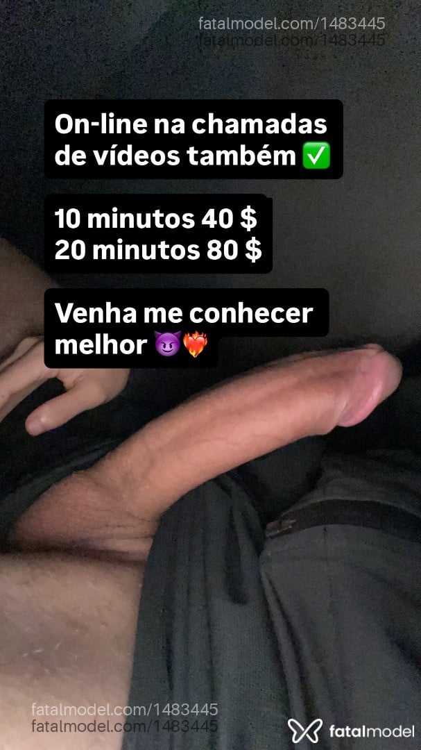 Acompanhante homem loira (o) de olhos castanhos - Astro
