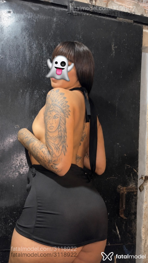 Acompanhante mulher com cabelo castanho de olhos pretos - Júlia Acompanhante mulher com cabelo castanho de olhos pretos - Júlia