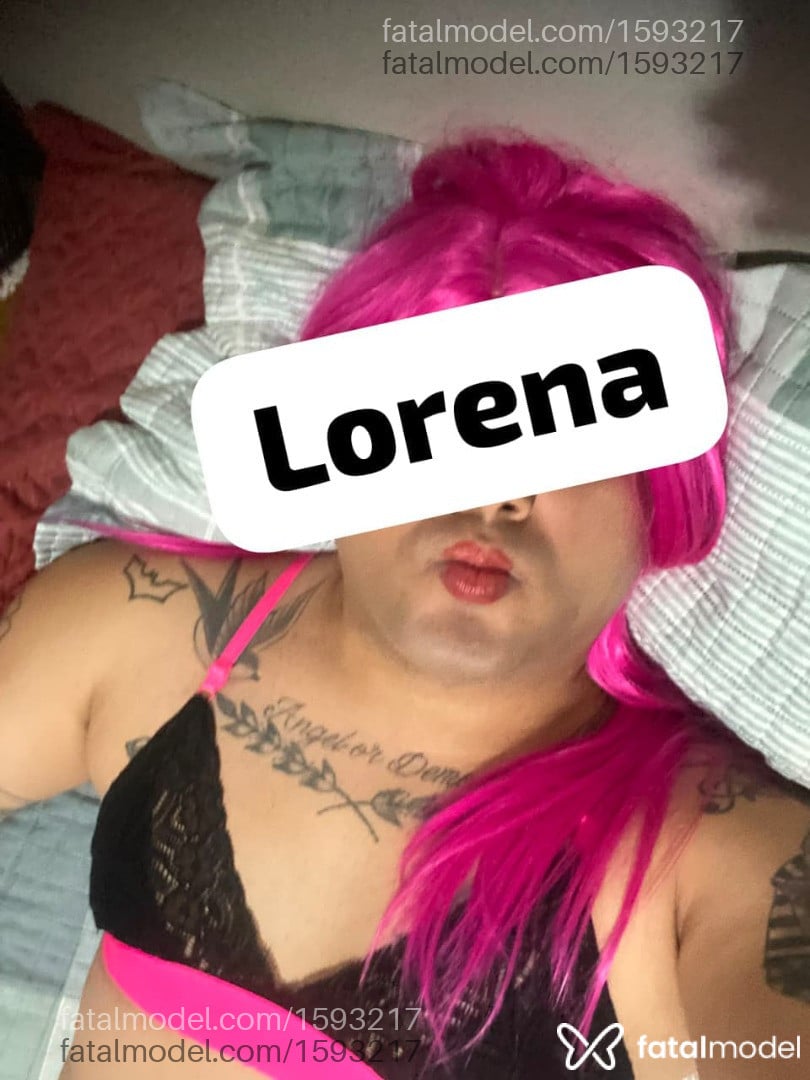 Acompanhante mulher trans ruiva (o) de olhos castanhos - Lorena Karvalho