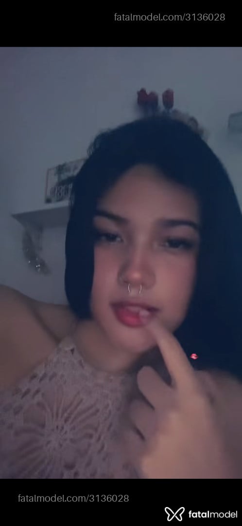 Acompanhante mulher com cabelo castanho de olhos castanhos - Barbxy alves