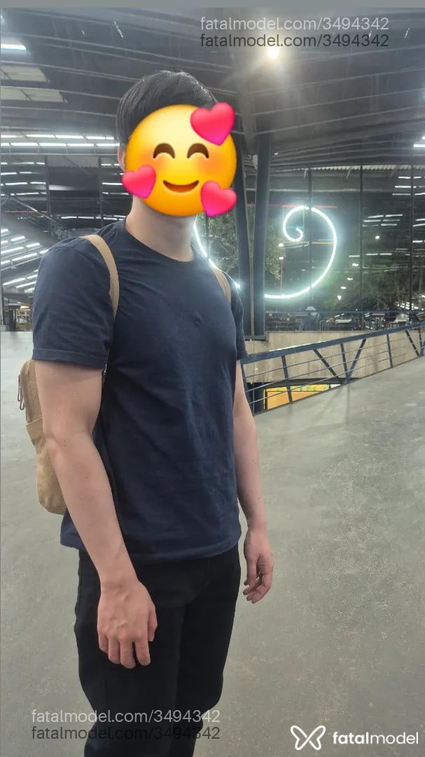 Acompanhante homem morena (o) de olhos pretos - Hideki