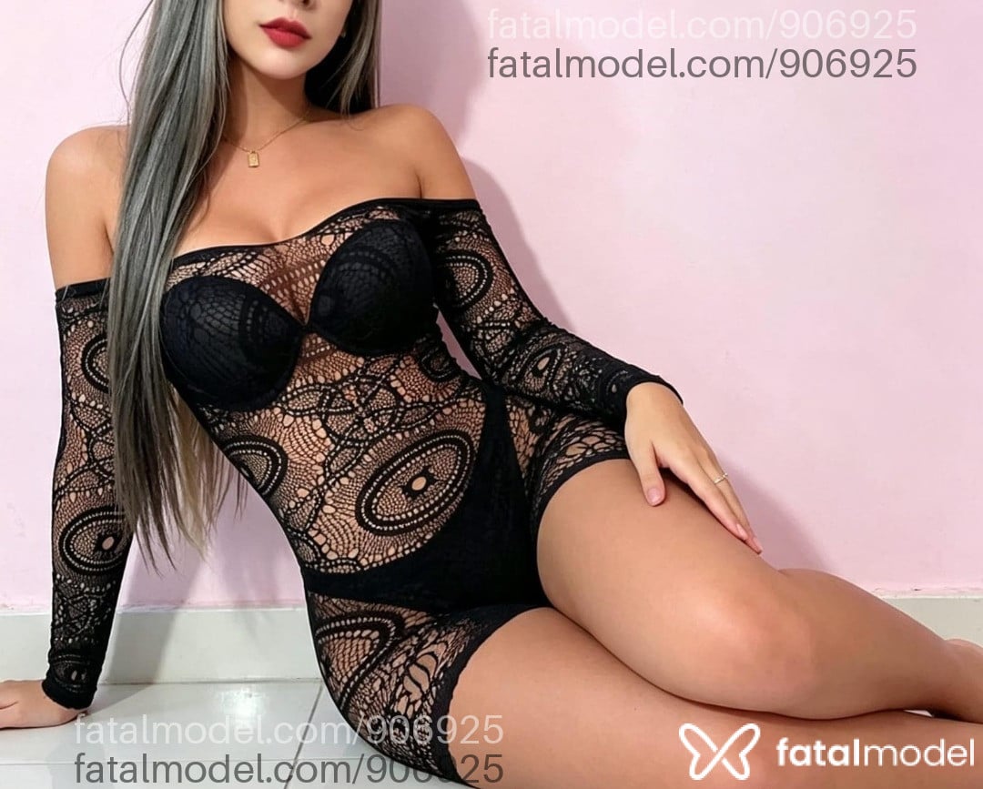 Acompanhante mulher com cabelo castanho de olhos castanhos - Erika