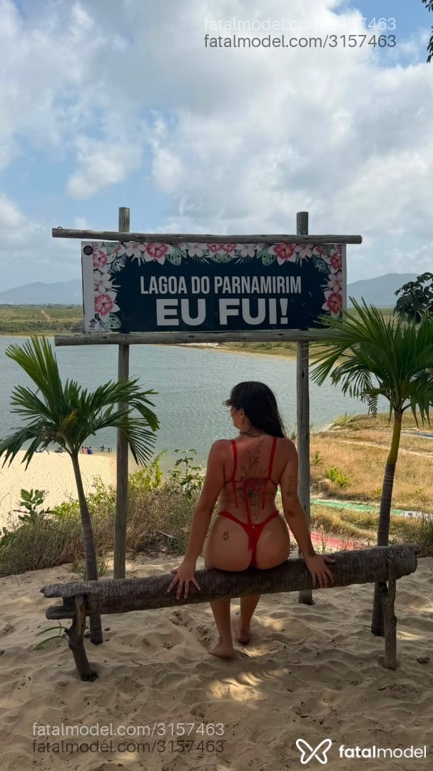 Acompanhante mulher loira (o) de olhos castanhos - Loirinhasahh