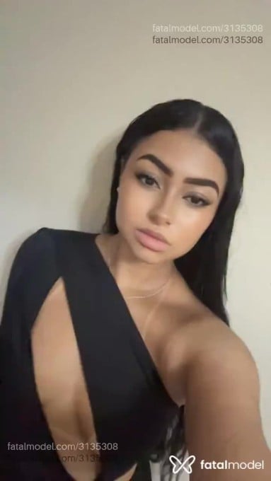 Acompanhante mulher morena (o) de olhos castanhos em Patrocínio - Angel Maia