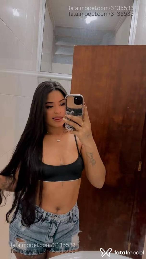 Acompanhante mulher com cabelo castanho de olhos castanhos - Hadassah Oliver