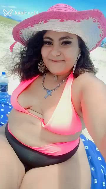 Acompanhante mulher com cabelo castanho de olhos castanhos - Dalila Sampaio Acompanhante mulher com cabelo castanho de olhos castanhos - Dalila Sampaio