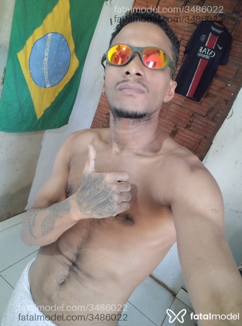 Acompanhante homem morena (o) de olhos pretos - Kevinho