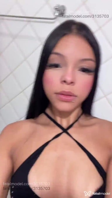 Acompanhante mulher com cabelo castanho de olhos castanhos em Patos de Minas - Julia Bianca