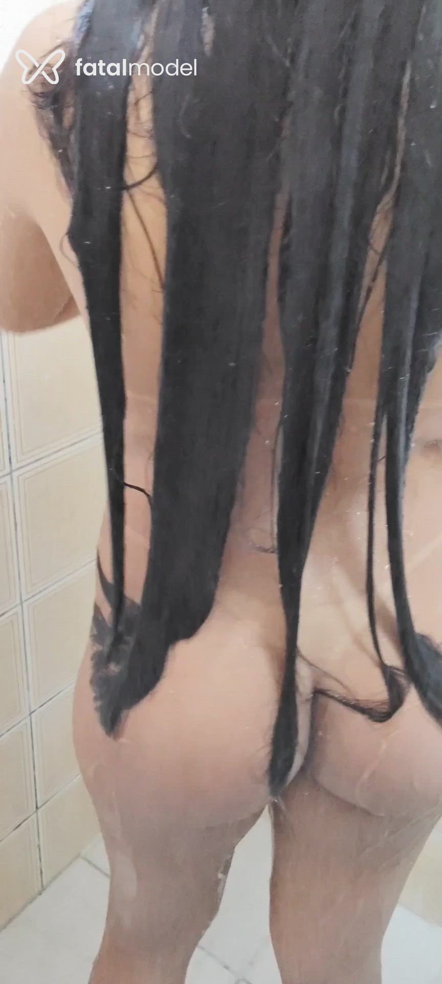 Acompanhante mulher morena (o) de olhos pretos - Estella Mello