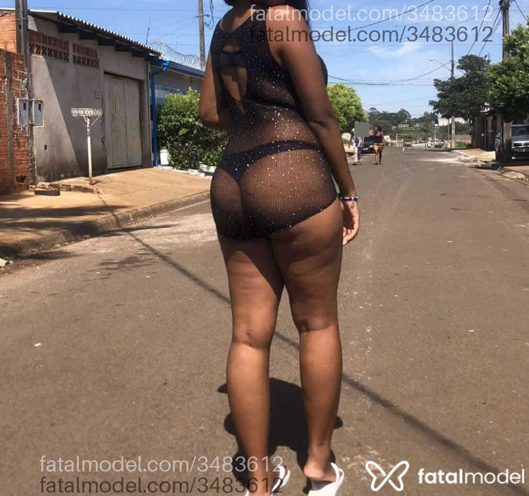 Acompanhante mulher com cabelo castanho de olhos castanhos - Maite Gabriela Acompanhante mulher com cabelo castanho de olhos castanhos - Maite Gabriela