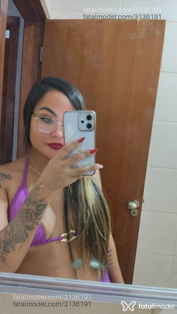 Acompanhante mulher morena (o) de olhos pretos em Matupá - Alice Dias