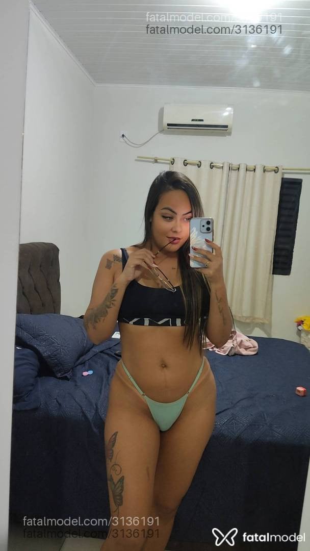 Acompanhante mulher morena (o) de olhos pretos em Matupá - Alice Dias