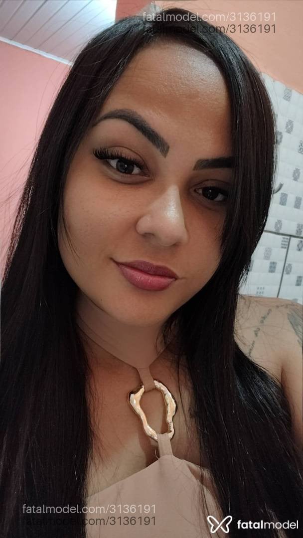Acompanhante mulher morena (o) de olhos pretos em Matupá - Alice Dias