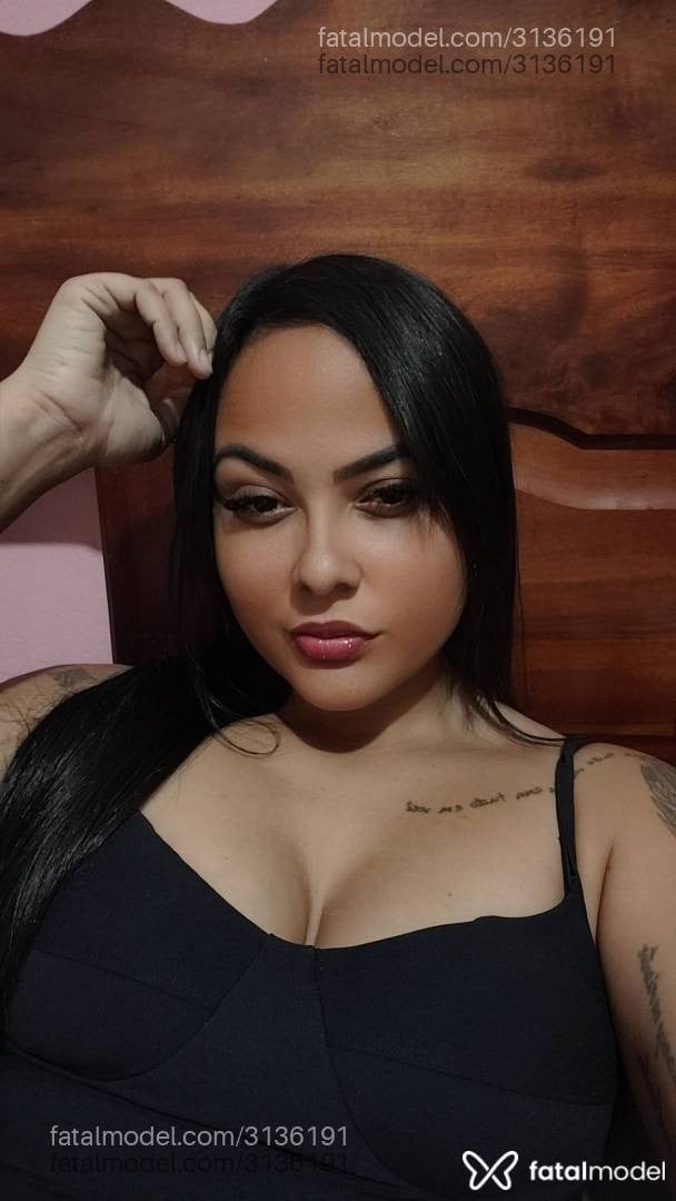 Acompanhante mulher morena (o) de olhos pretos - Lunna Bitencourt
