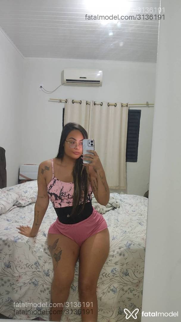 Acompanhante mulher morena (o) de olhos pretos em Matupá - Alice Dias
