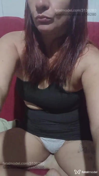 Acompanhante mulher ruiva (o) de olhos castanhos em Telêmaco Borba Acompanhante mulher ruiva (o) de olhos castanhos em Telêmaco Borba - Adriana
