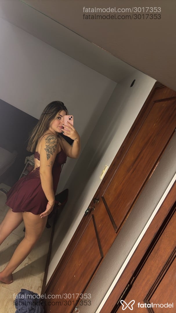Acompanhante mulher com cabelo castanho de olhos castanhos - Gaby