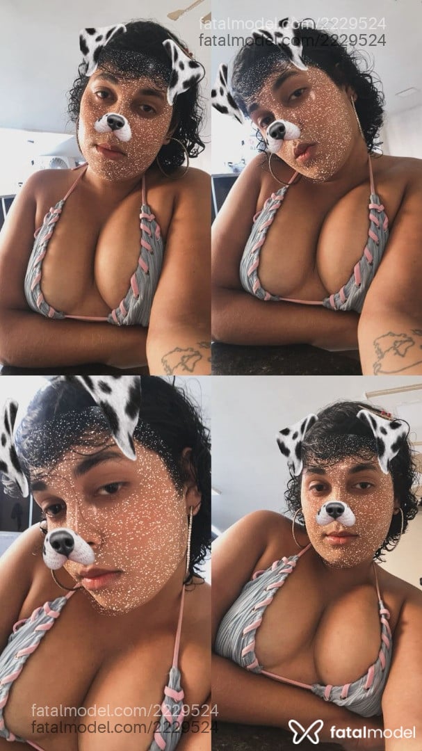 Acompanhante mulher trans morena (o) de olhos castanhos - Carla Laís