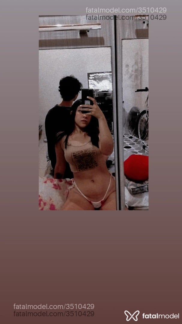 Acompanhante mulher morena (o) de olhos castanhos - Priscila