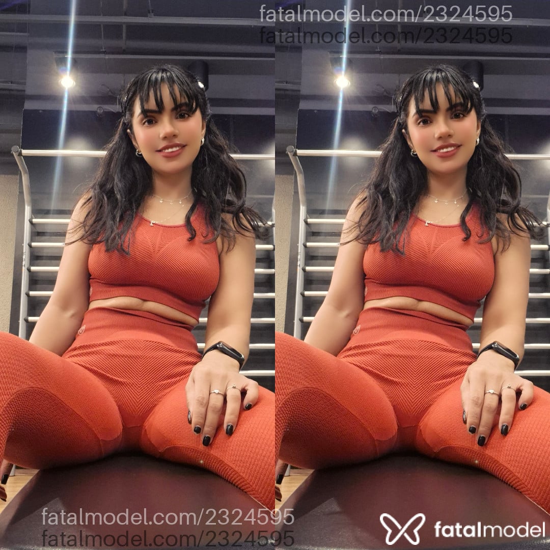 Acompanhante mulher com cabelo castanho de olhos castanhos - Helena Querino