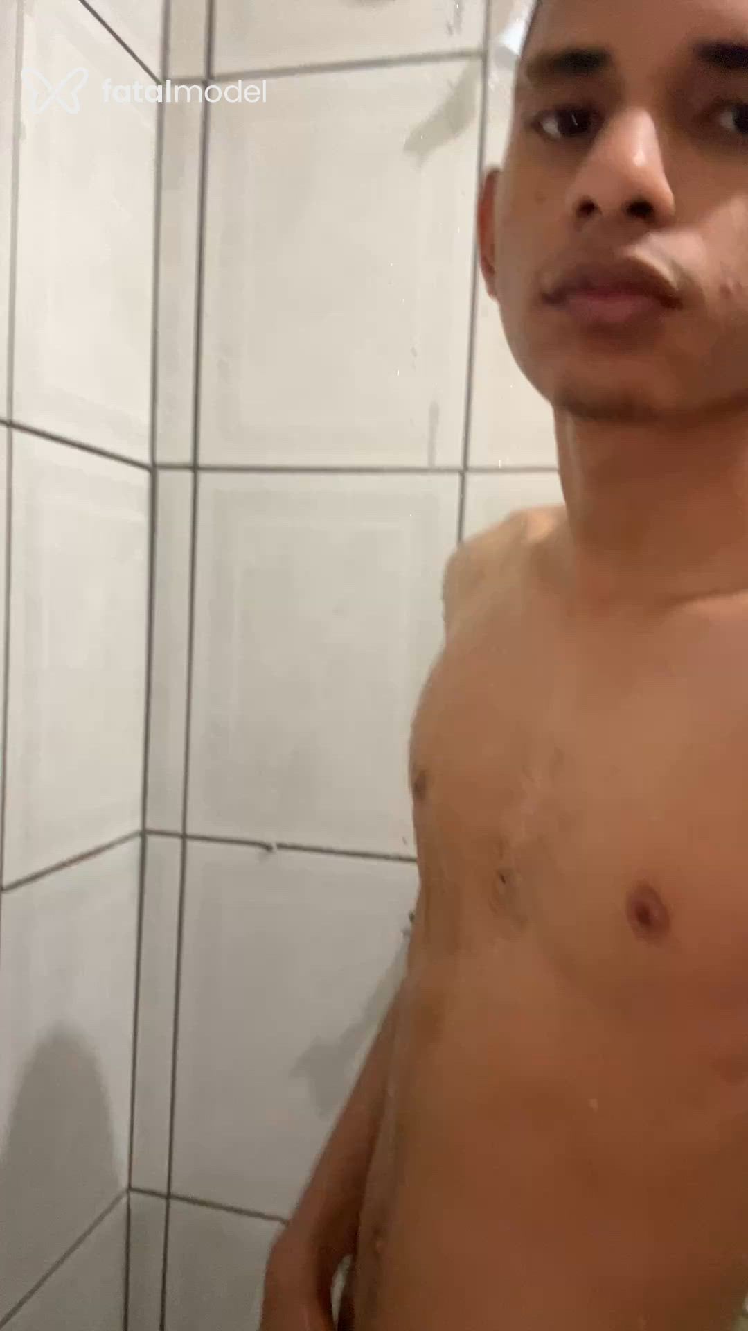 Acompanhante homem morena (o) de olhos castanhos - Kayky Acompanhante homem morena (o) de olhos castanhos - Kayky