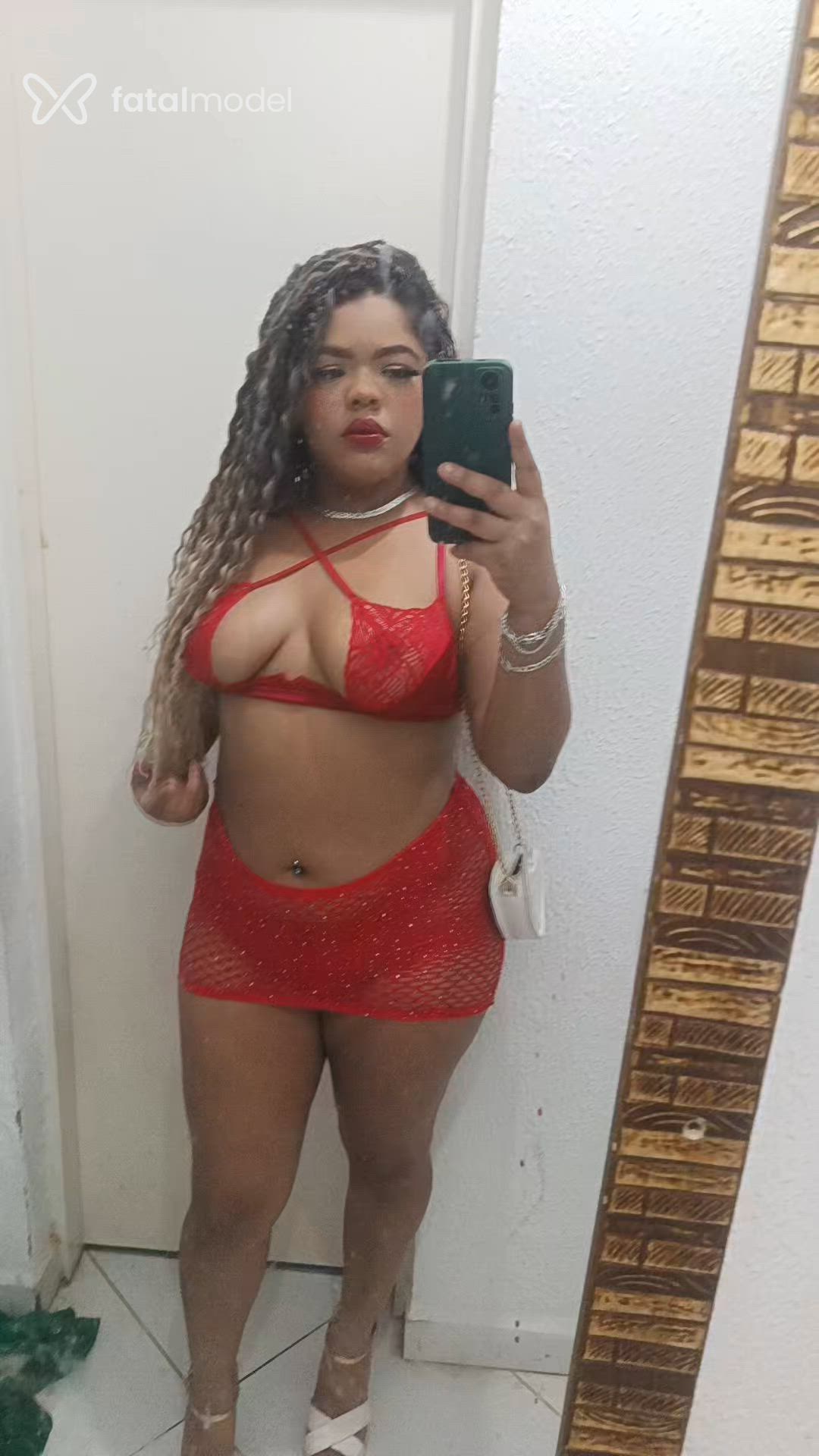 Acompanhante mulher morena (o) de olhos castanhos - Bruninha Acompanhante mulher morena (o) de olhos castanhos - Bruninha