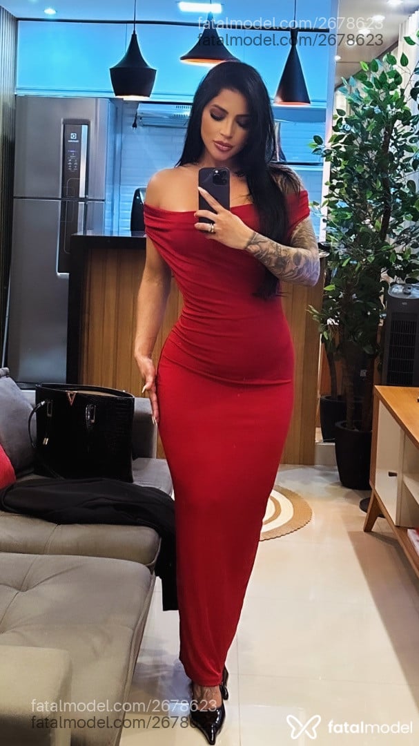 Acompanhante mulher morena (o) de olhos castanhos - Angel Munhoz