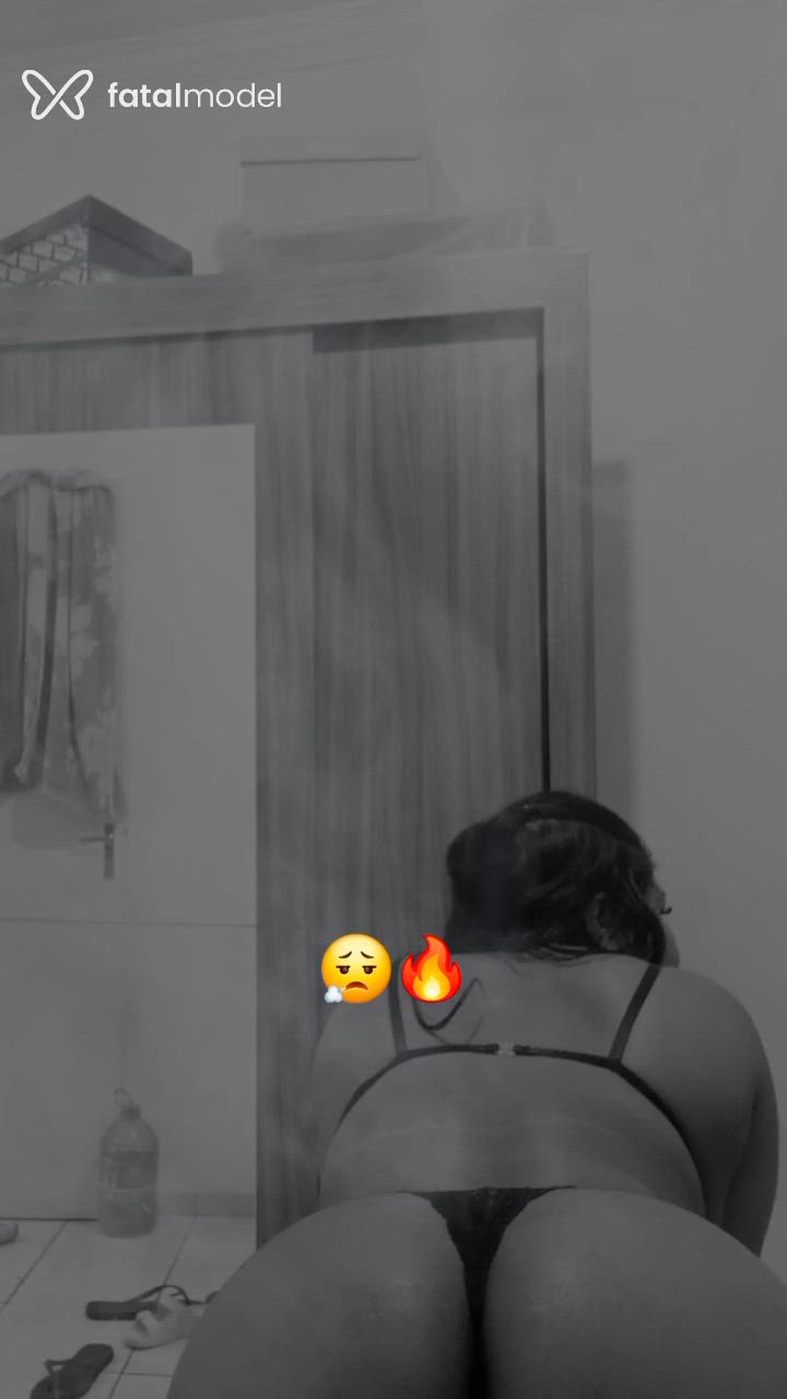 Acompanhante mulher morena (o) de olhos pretos - Rafaela Acompanhante mulher morena (o) de olhos pretos - Rafaela