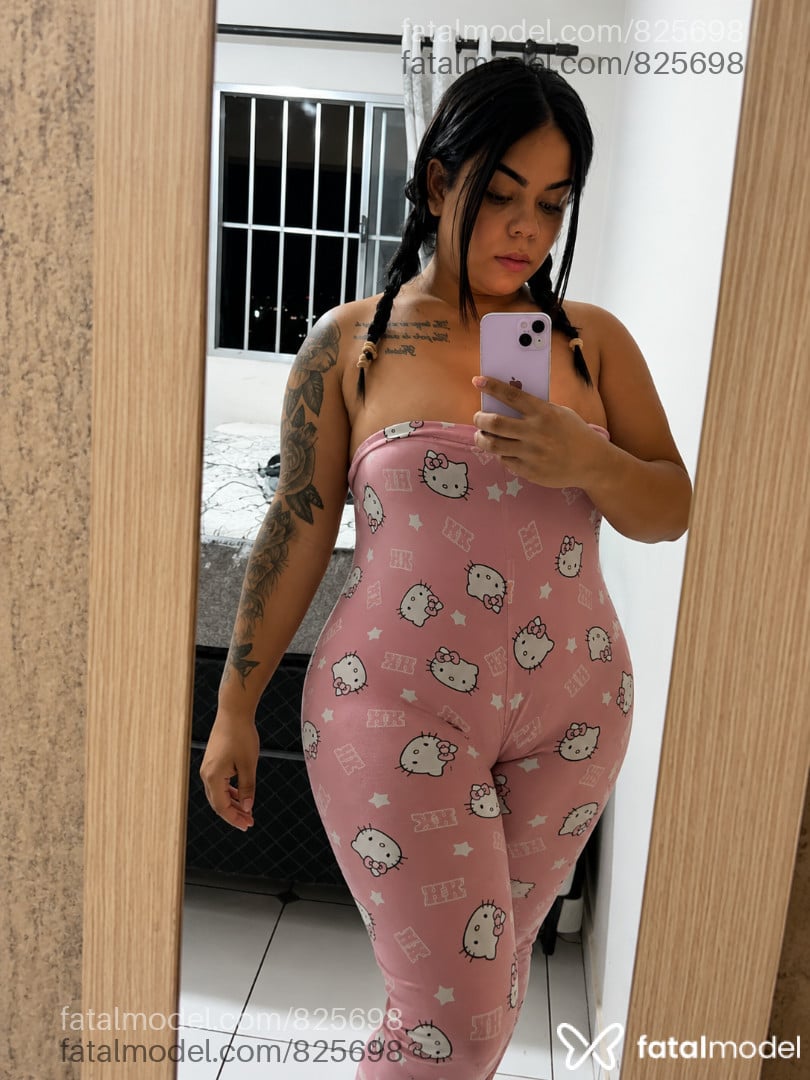 Acompanhante mulher trans morena (o) de olhos mel - Rebecca Morgon