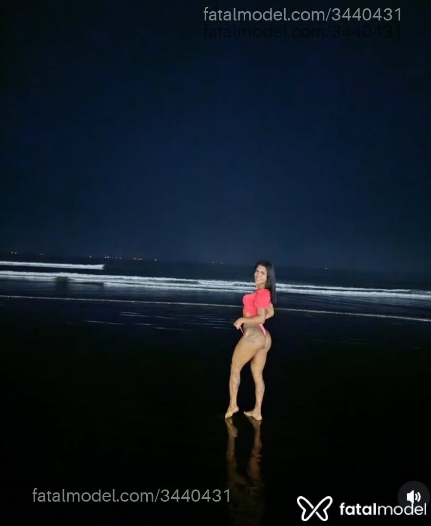 Acompanhante mulher trans morena (o) de olhos castanhos - Mayara Morena