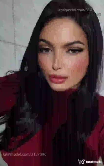 Acompanhante mulher morena (o) de olhos verdes em Patos de Minas Acompanhante mulher morena (o) de olhos verdes em Patos de Minas - Wanessa
