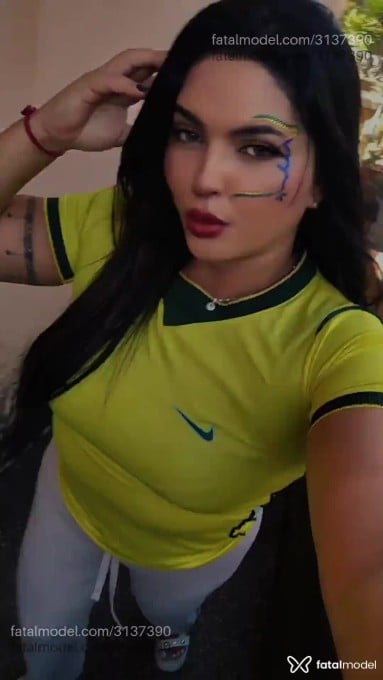 Acompanhante mulher morena (o) de olhos verdes - Wanessa Acompanhante mulher morena (o) de olhos verdes - Wanessa