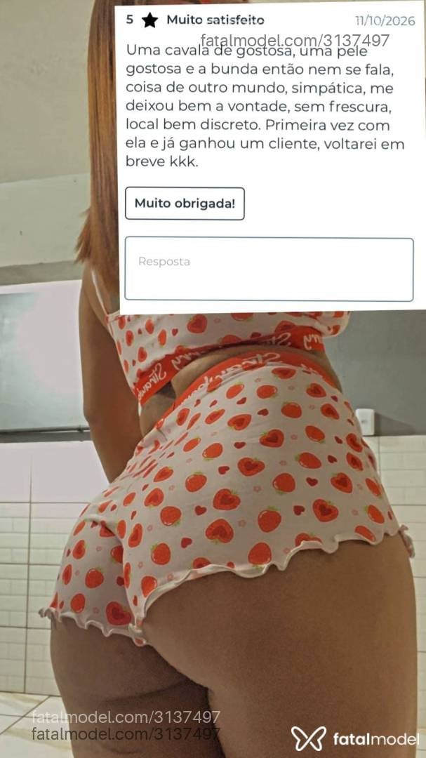 Acompanhante mulher morena (o) de olhos castanhos - Mari Delfino