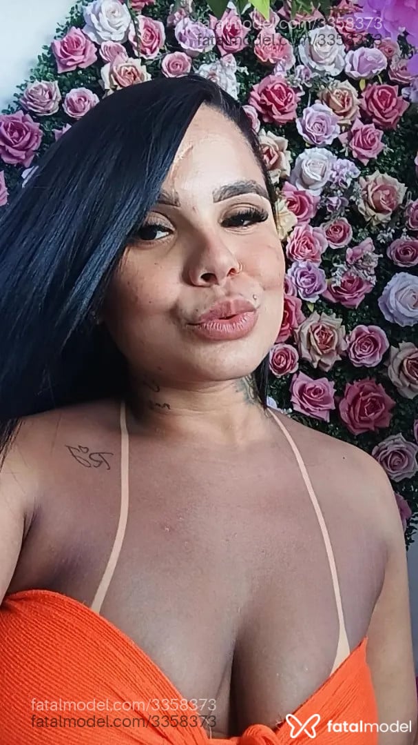 Acompanhante mulher morena (o) de olhos castanhos - Barbara Andrade