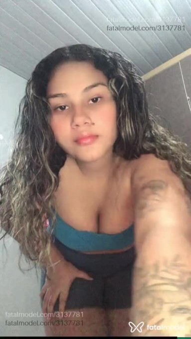 Acompanhante mulher loira (o) de olhos castanhos - Joice Jamile Acompanhante mulher loira (o) de olhos castanhos - Joice Jamile