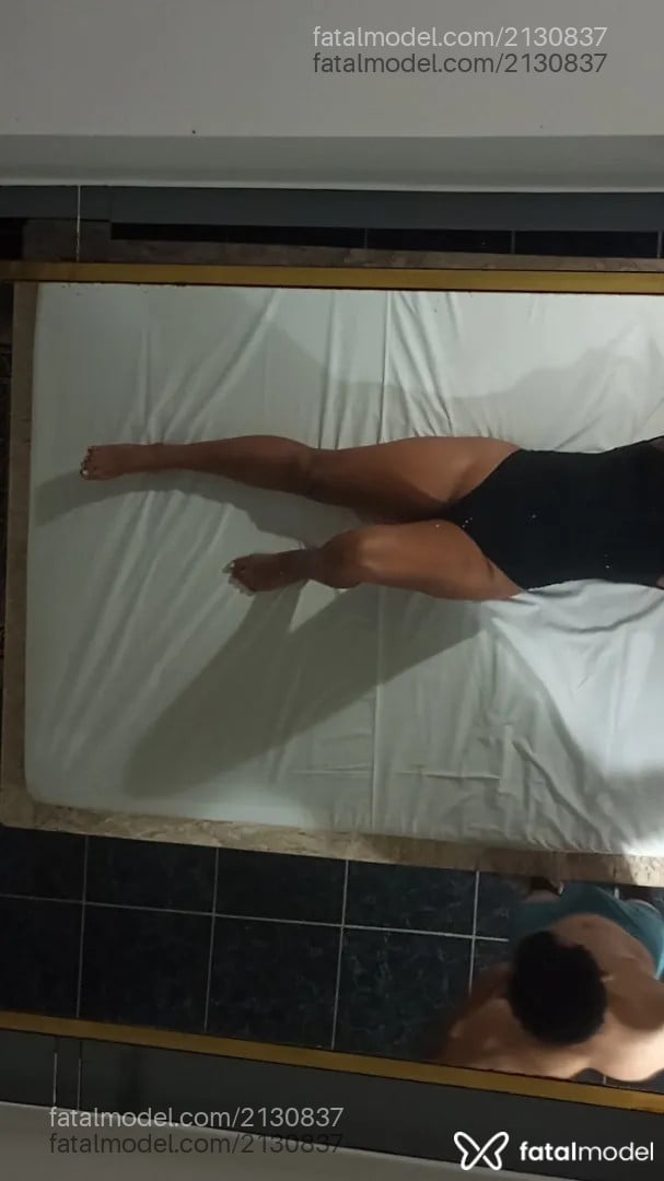 Acompanhante mulher morena (o) de olhos castanhos - Caiçara