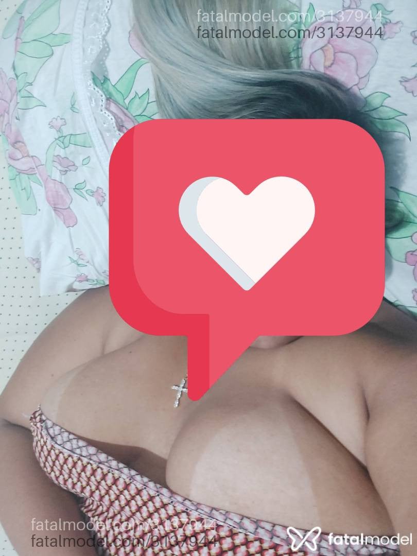 Acompanhante mulher morena (o) de olhos pretos - Bela