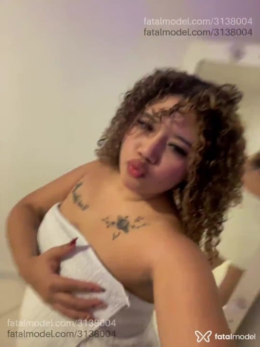 Acompanhante mulher morena (o) de olhos castanhos em Camboriú - Yasmin