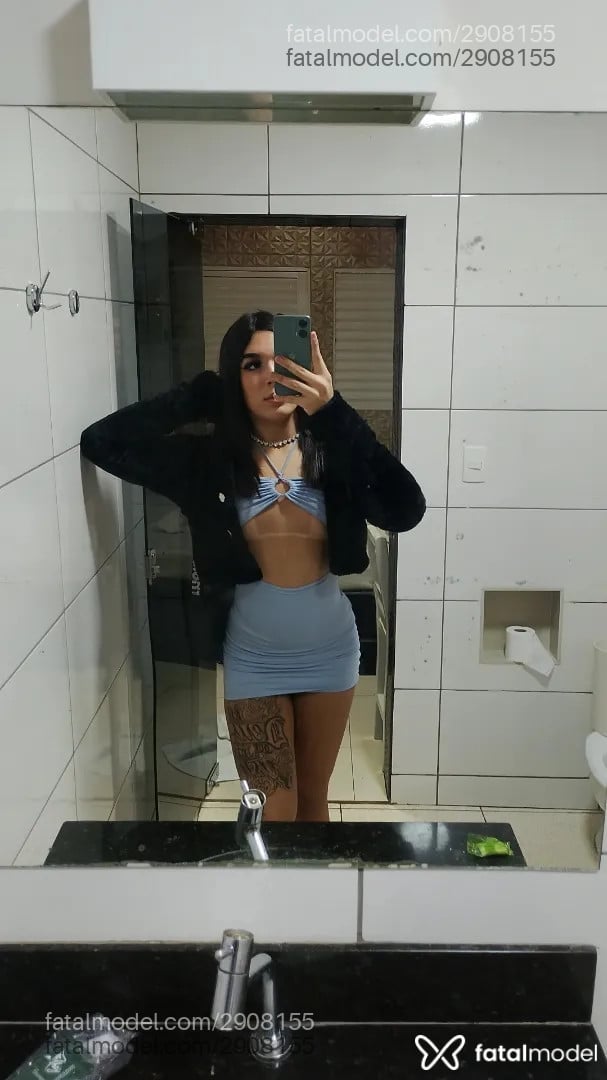 Acompanhante mulher trans morena (o) de olhos pretos - Bruna Gomes