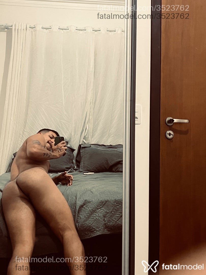 Acompanhante homem morena (o) de olhos castanhos - Tavinho