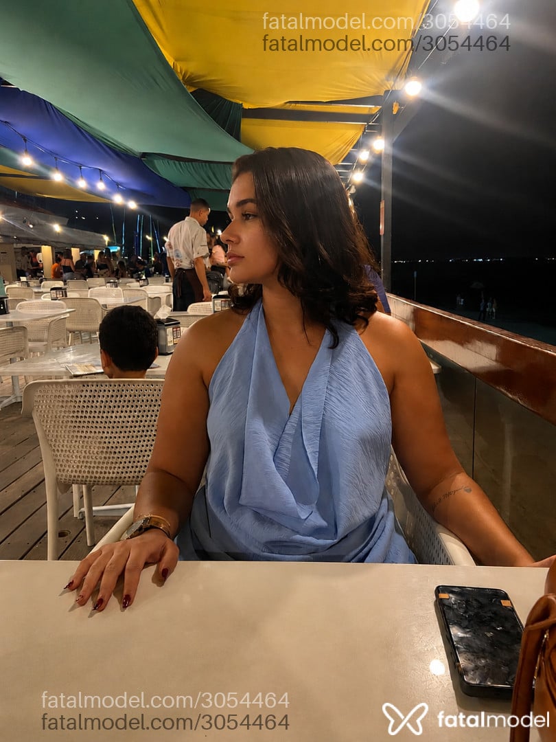 Acompanhante mulher com cabelo castanho de olhos castanhos - Angel