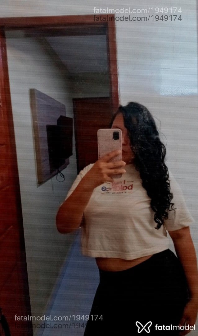 Acompanhante mulher morena (o) de olhos pretos - Morena Sesxy