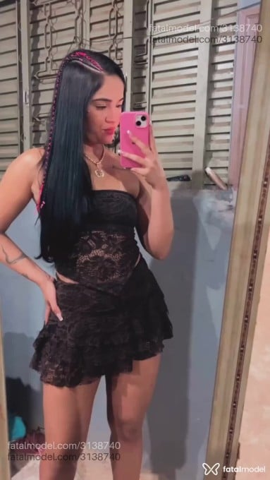 Acompanhante mulher morena (o) de olhos castanhos em Lins - Jenni