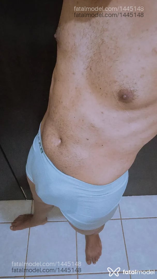 Acompanhante homem morena (o) de olhos pretos - Robson Reis