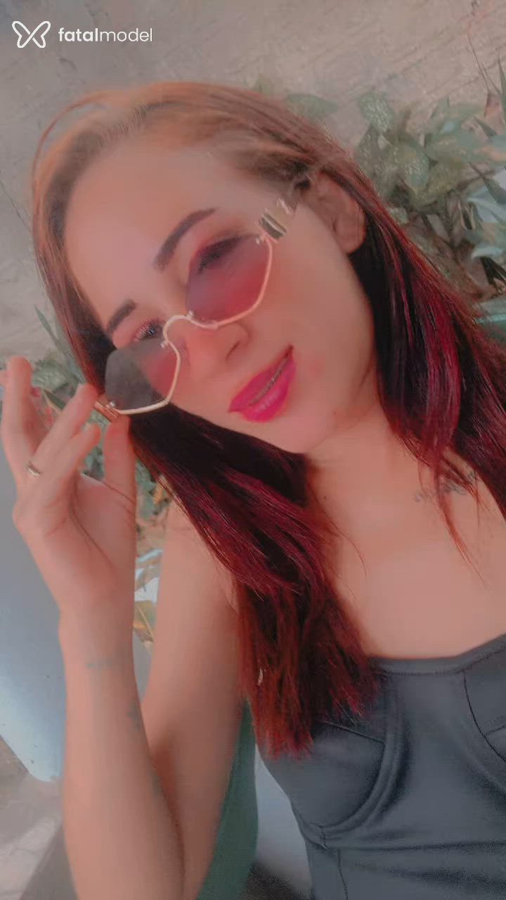 Acompanhante mulher ruiva (o) de olhos castanhos - Laura Patricia Acompanhante mulher ruiva (o) de olhos castanhos - Laura Patricia
