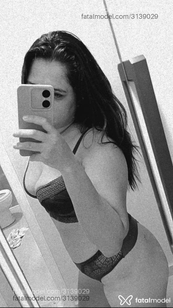 Acompanhante mulher com cabelo castanho de olhos castanhos em Parnaíba - Nynna